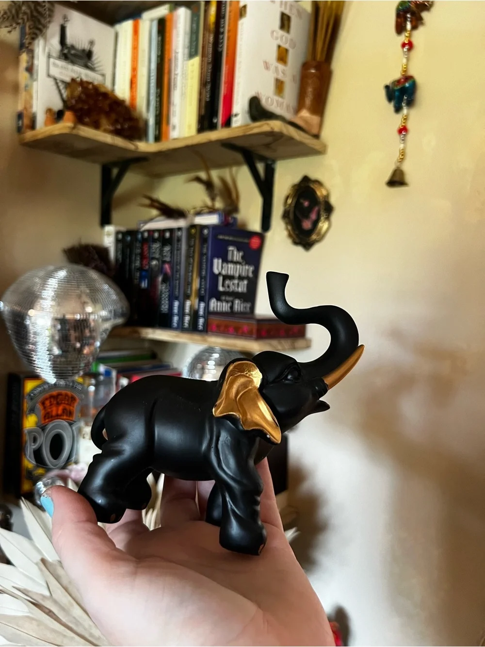 Decorative Black and Gold Elephant Figurine for Wall Display